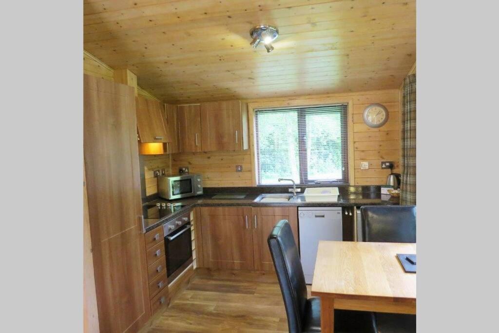 Cul Darach Lodge, Glen Roy Nature Reserve Roybridge Bagian luar foto